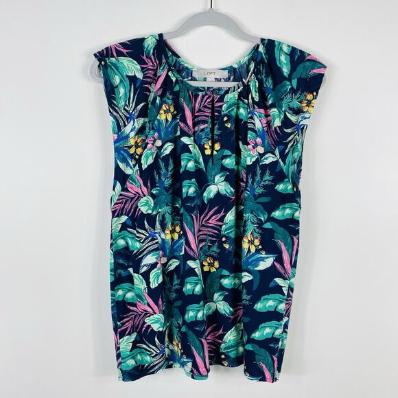 Ann Taylor LOFT Size Medium Floral Botanical Flutter Sleeve Shell Top - Picture 2 of 5